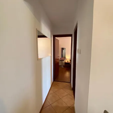 Memic 100m Od Mora Apartment *