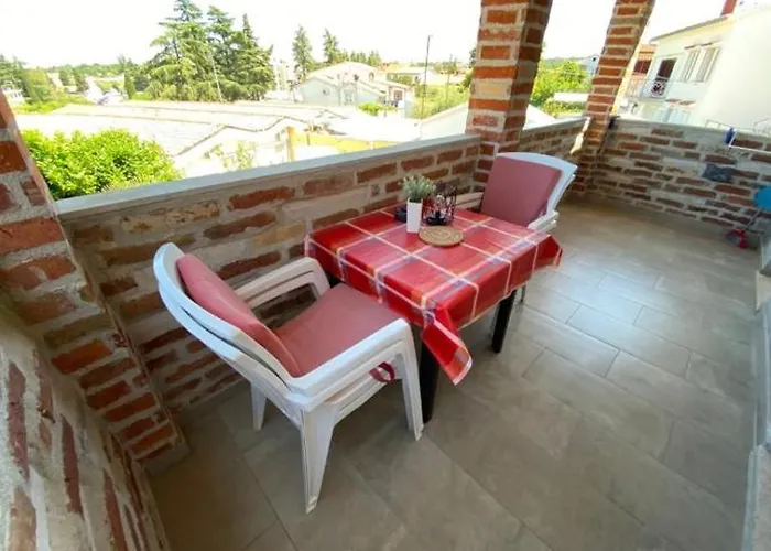 Memic 100m Od Mora Apartman