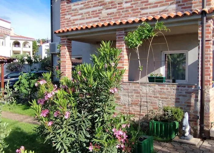 Memic 100m Od Mora *