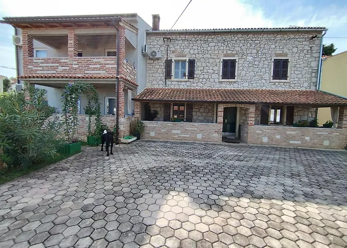 Apartman Memic 100m Od Mora