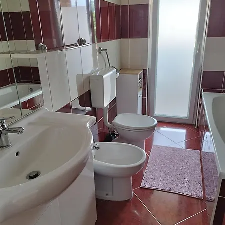 Memic 100m Od Mora Poreč