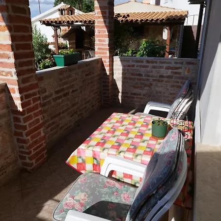 Memic 100m Od Mora Apartment *