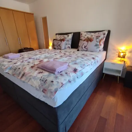 Apartment Memic 100m Od Mora Porec