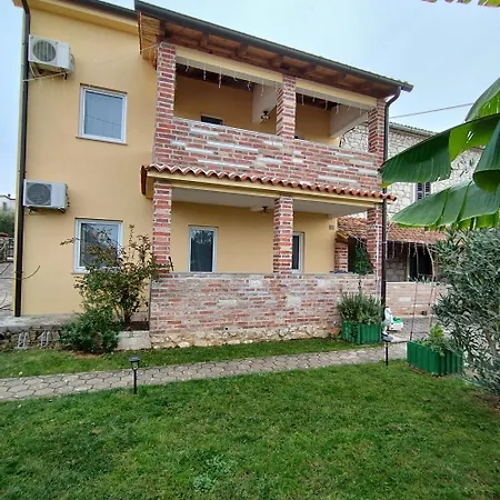Apartment Memic 100m Od Mora *