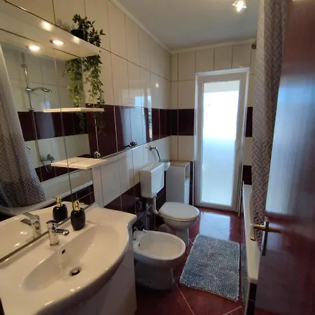 Apartament Memić 100m Od Mora Poreč