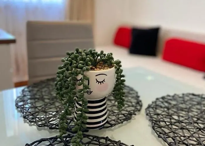 Memic 100m Od Mora *