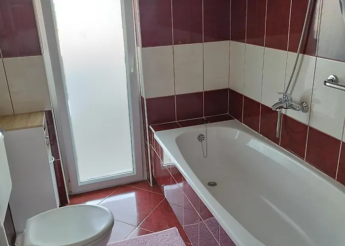 Apartmán Memic 100m Od Mora *